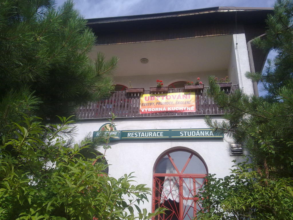 Studanka Hotel Orlová Kültér fotó