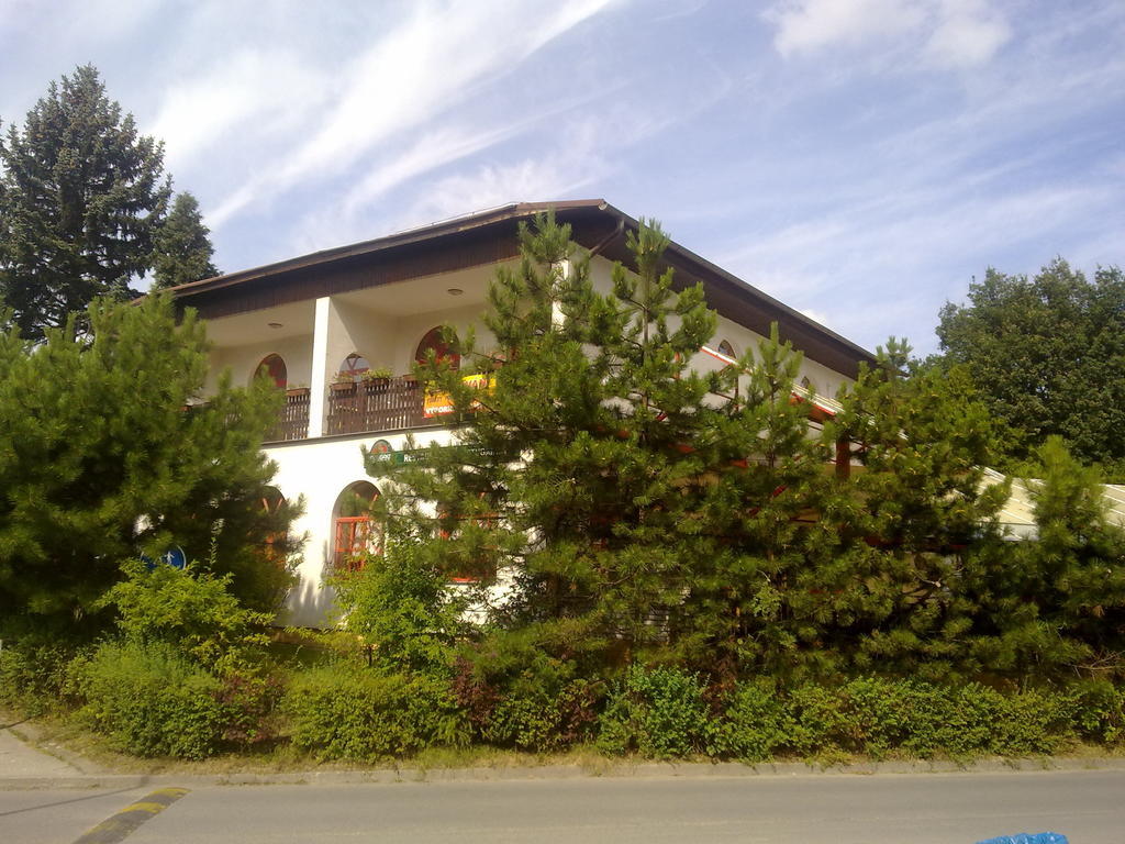 Studanka Hotel Orlová Kültér fotó
